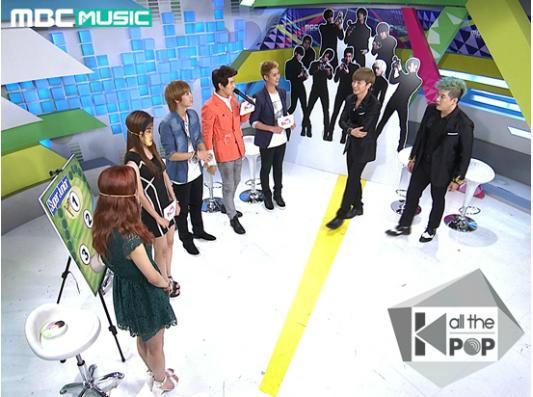 مير وسيونغهو في برنامج All the K pop مع أعضاء فرقة سوبر جونيور 214